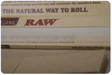 Detail Raw Hemp Papers  