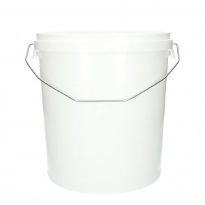 Bucket with metal handle